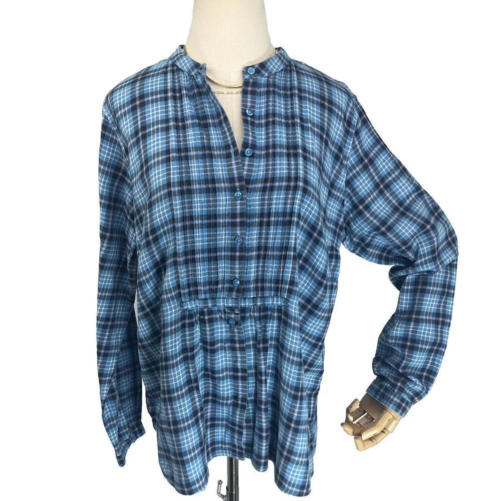 L.L.‎ Bean Plaid Flannel Shirt Pintuck Top Size Medium 1/2 Button Pullover
